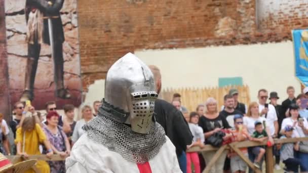 Trostyanets Ukraine August 2021 Knight Medieval Steel Armor Historical Reconstruction — Wideo stockowe