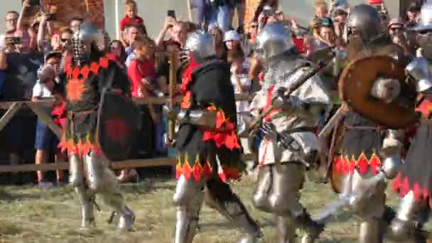 Trostyanets Ukraine August 2021 Historical Reconstruction Medieval Battle Knights Iron — Stock video