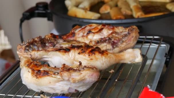 Grilled Chicken Legs Smeared Special Soy Sauce Delicious Greasy Street — Stock Video