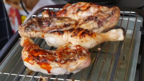 Grilled Chicken Legs Smeared Special Soy Sauce Delicious Greasy Street — Stock video