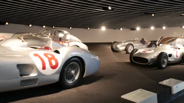 Stuttgart Germany May 2022 Mercedes Museum Old Racing Antique Cars — 图库视频影像