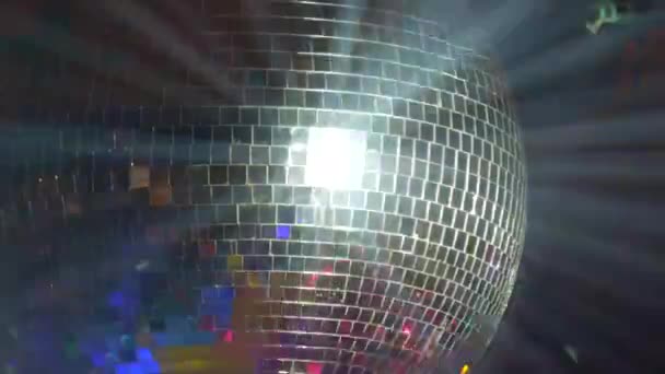 Espejo Plata Bola Disco Una Fiesta Celebración Diseño Iluminación Escenario — Vídeo de stock