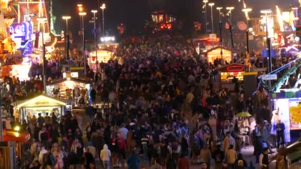 Munich Allemagne Septembre 2022 Vue Nuit Des Manèges Colorés Des — Video