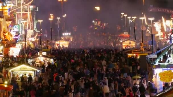 Munich Allemagne Septembre 2022 Vue Nuit Des Manèges Colorés Des — Video