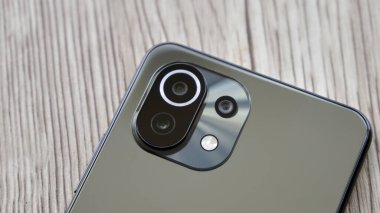 Jakarta, Endonezya - 1 Aralık 2021: Xiaomi mi 11 hafif akıllı telefon illüstrasyon editörü.