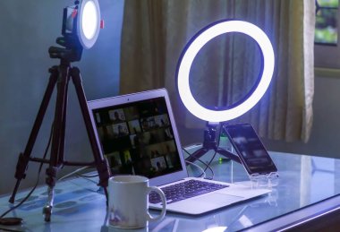 Çevrimiçi toplantı, iş formu ev araçları