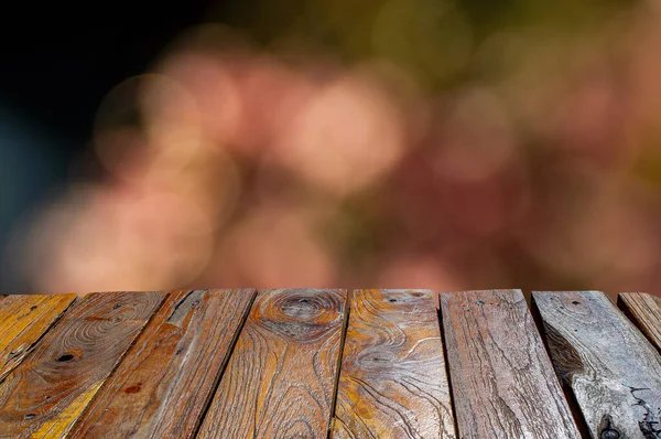 Ürünün Gösterimi Için Eski Tik Ağacı Boş Masa Önünde Pembe — Stok fotoğraf