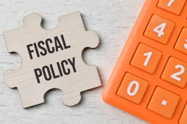 Metin FISCAL POLİSİ ile hesaplayıcı ve ahşap bulmaca