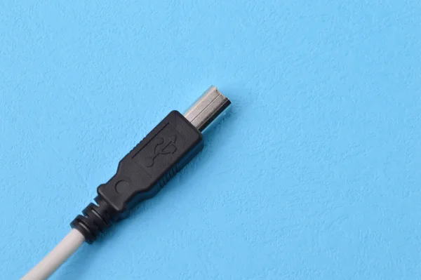 Közelkép Usb Kábel Nyomtató Elszigetelt Kék Alapon — Stock Fotó