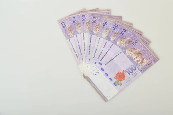 Пачка Малазийских Банкнот Подряд Изолированных Белом Фоне — стоковое фото