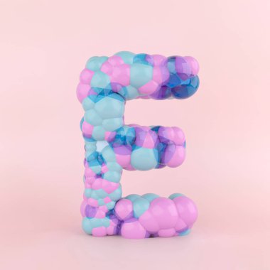 Renkli pastel balonlardan yaratılmış E harfi konsepti. Pastel pembe arka planda balon yazı tipi kavramı. 3B Görüntü.