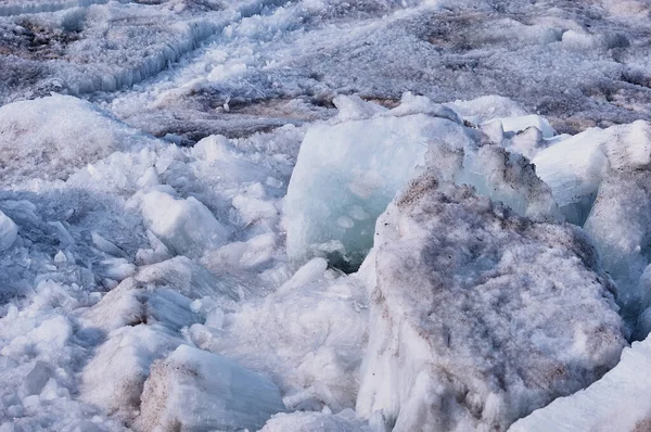 Roztapiający Się Lód Kolumnowa Igłowo Podobna Struktura Kryształów Kra Lodowa — Zdjęcie stockowe