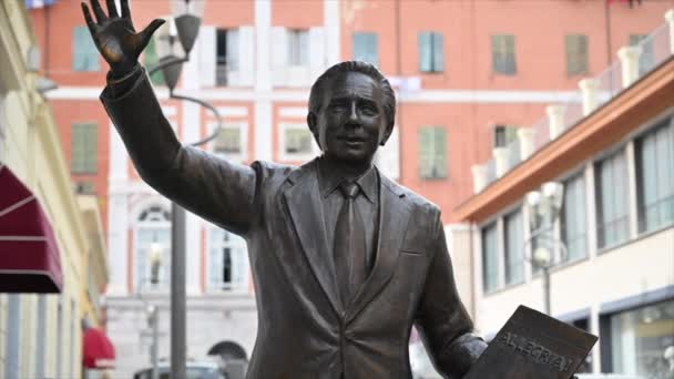 Sanremo Italy 2021年9月14日 Mike Bonjiorno Allegria雕像 位于市中心 — 图库视频影像