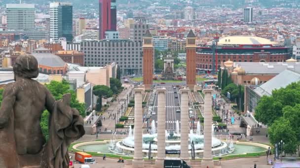 バルセロナ スペイン 2021年6月19日 スペイン広場 ヴェネツィアの塔 列と噴水 国立宮殿からの眺め — ストック動画