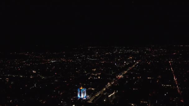 Luchtfoto Drone Uitzicht Chisinau Centrum Nachts Parlement Voorzitterschap Weg Met — Stockvideo