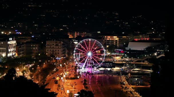 Cannes França Agosto 2021 Vista Cidade Noite Embankment Rua Roda — Vídeo de Stock