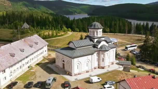 Romanya Daki Oasa Manastırı Nın Insansız Hava Aracı Görüntüsü Kiliseler — Stok video