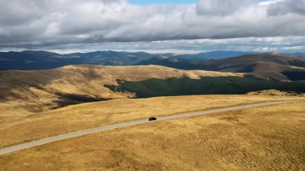 Antenowy Widok Przyrodę Rumunii Karpackie Góry Rzadka Roślinność Transalpina Droga — Wideo stockowe