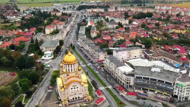 Vue Aérienne Par Drone Des Fagaras Roumanie Église Saint Jean — Video