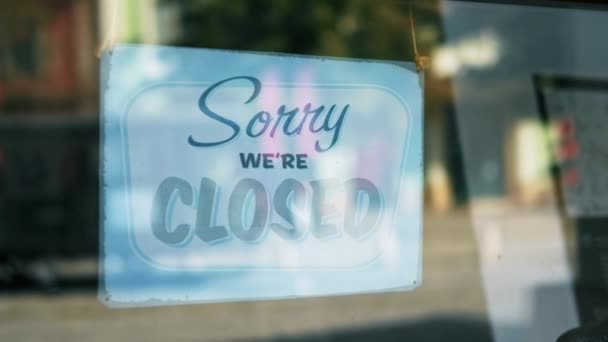 Promiňte Máme Zavřeno Podepsat Dveře — Stock video