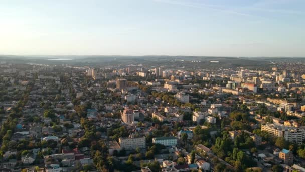 Luftaufnahme Der Innenstadt Von Chisinau Bei Sonnenuntergang Panoramablick Auf Mehrere — Stockvideo