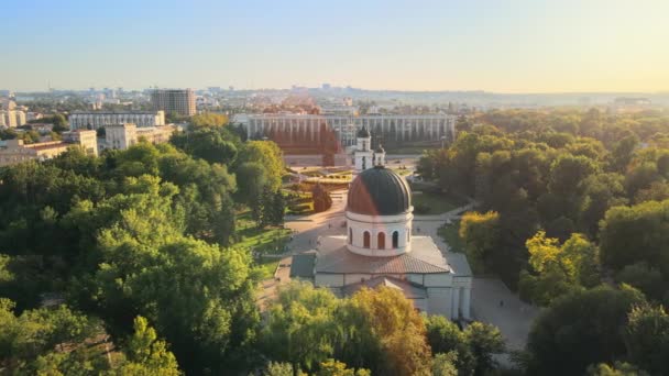 Aerial Drone View Chisinau Downtown Panorama View Central Park Cathedral — Stock Video