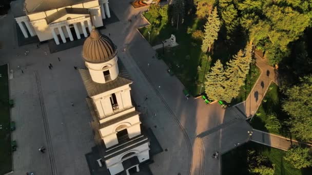 Letecký Výhled Kišiněv Při Západu Slunce Výhled Centrální Park Katedrálu — Stock video