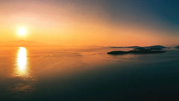 Sunset Ionian Sea Coast Greece Bright Sun Islands Land Distance — Stock Photo, Image