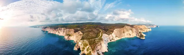 Yunanistan Zakynthos Kentindeki Yon Denizi Kıyılarının Hava Aracı Manzarası Kayalık — Stok fotoğraf