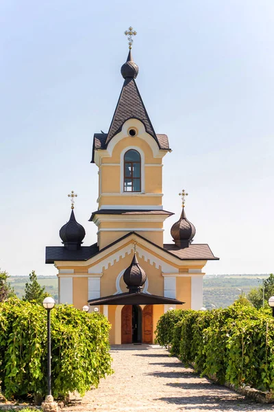 Klasztor Tipova Zewnątrz Plac Mgle Mołdawii — Zdjęcie stockowe