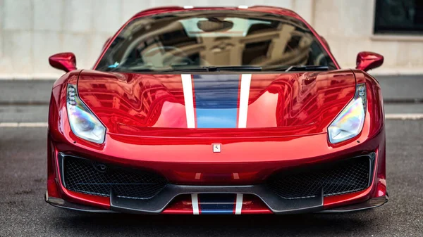 Monaco Szeptember 2021 Elölnézet Egy Piros Ferrari — Stock Fotó