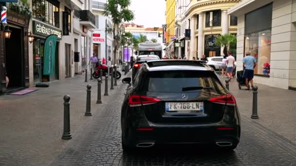 Cannes France August 2021 Streetscape Town Street Cars Walking People — Stock Video