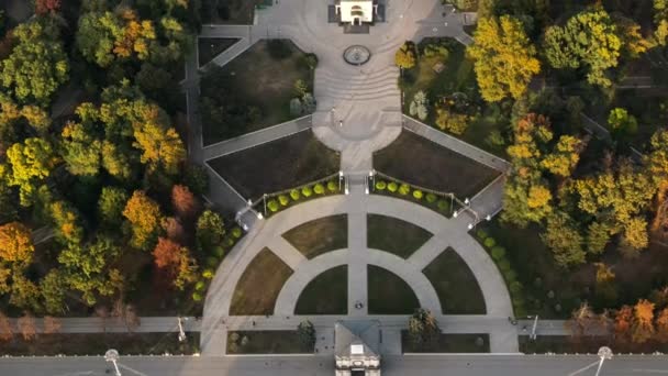 Luchtdrone Zicht Chisinau Centrum Bij Zonsondergang Verticaal Uitzicht Central Park — Stockvideo