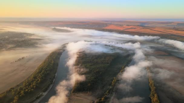 Vue Aérienne Par Drone Nature Moldavie Coucher Soleil Rivière Brouillard — Video