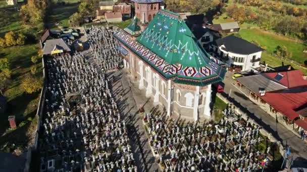 Sapanta Rumania Octubre 2021 Vista Aérea Del Cementerio Del Feliz — Vídeo de stock
