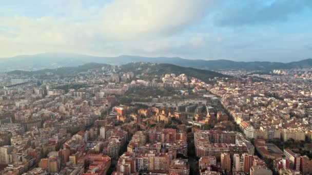 Vista Aérea Drone Barcelona Espanha Blocos Com Vários Edifícios Residenciais — Vídeo de Stock