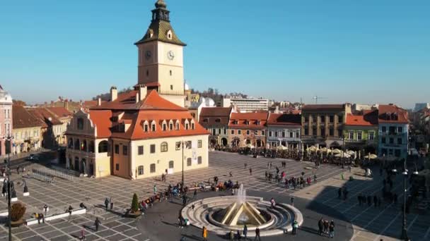 Vista Aérea Del Avión Tripulado Plaza Del Consejo Brasov Rumania — Vídeo de stock