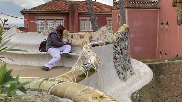 Woman Repairing Mosaic Park Guell Barcelona Spain — Stockvideo