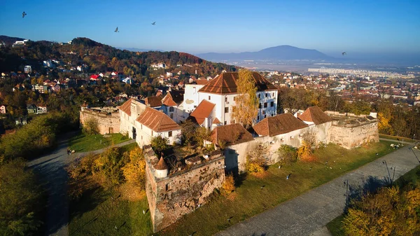 Vista Aérea Del Dron Ciudadela Brasov Amanecer Rumania Fortaleza Medieval — Foto de Stock