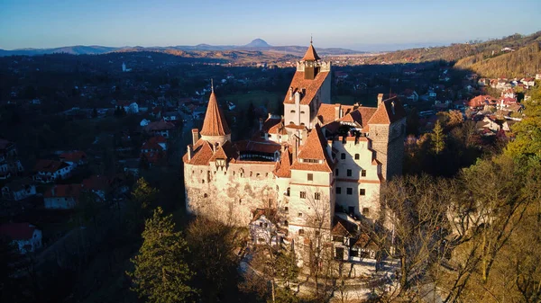 Uitzicht Vanuit Lucht Het Bran Castle Roemenië Middeleeuws Kasteel Karpaten — Stockfoto