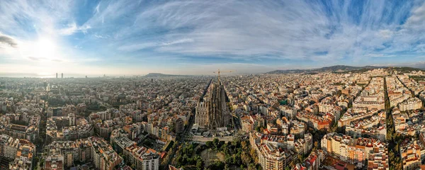 Повітряний Дрон Панорамний Вид Барселони Іспанія Блоки Багатьма Будівлями Дорогами — стокове фото