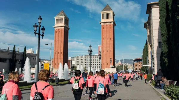 Barcelona Espanha Novembro 2021 Praça Espanha Torres Venezianas Fonte Maratona — Fotografia de Stock