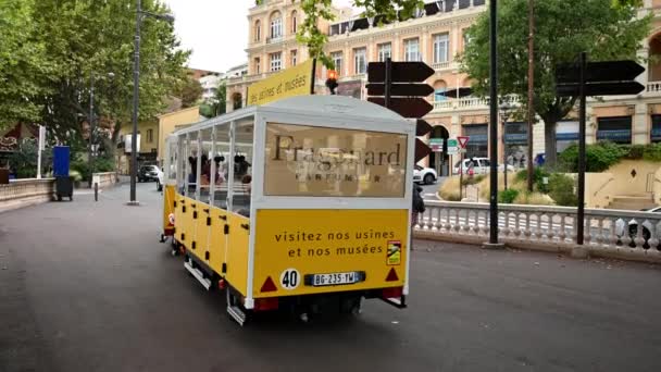 Grasse France September 2021 Tourist Train Sightseeing Passengers Street — Stock Video