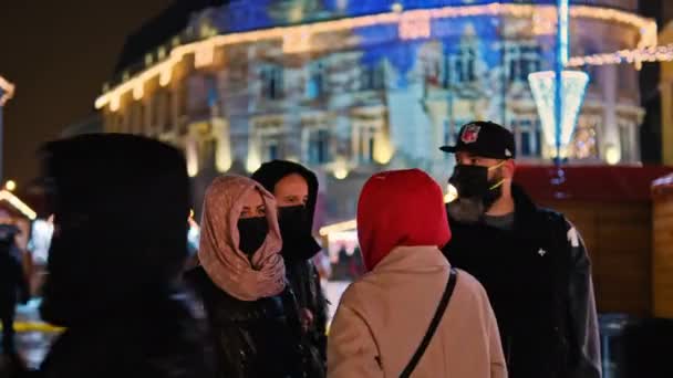 Sibiu Romania 2021 Aralik Gece Şehir Merkezindeki Büyük Meydan Manzarası — Stok video