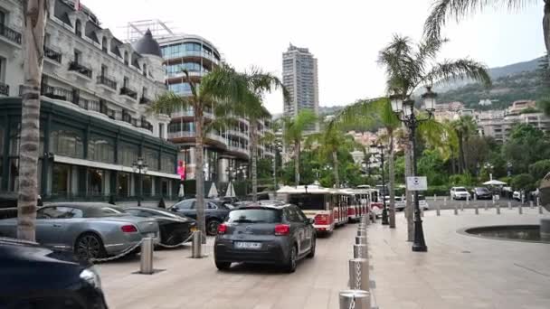 Monaco September 2021 Stadsbilden Staden Människor Bilar Och Lyxbyggnader — Stockvideo