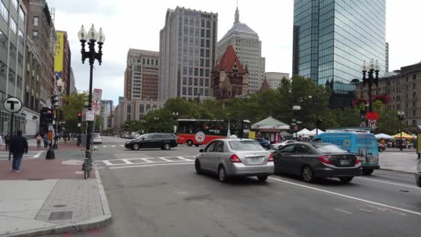 Boston Eua Setembro 2019 Streetscape Downtown Trinity Church Estrada Com — Vídeo de Stock