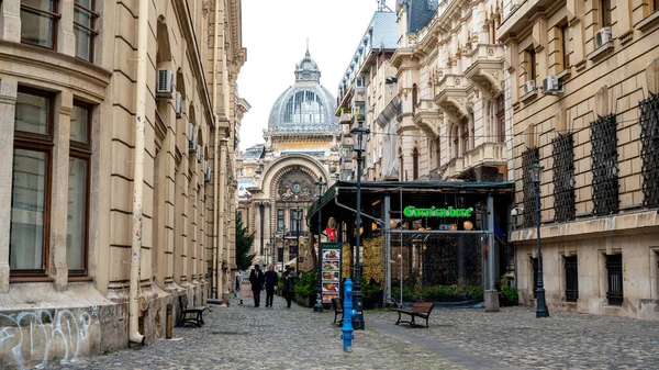 Bukarest Rumänien Dezember 2021 Straßenbild Der Innenstadt Enge Straße Mit — Stockfoto