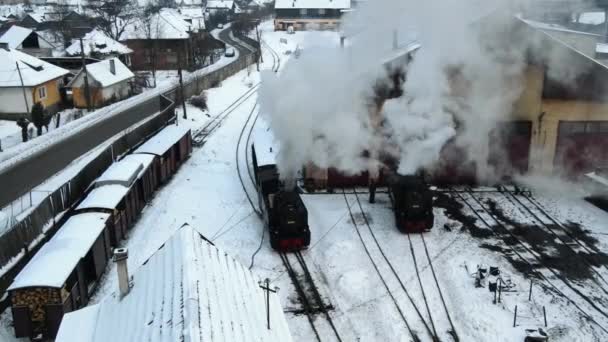 Drohnenaufnahme Des Aufgelösten Dampfzuges Mocanita Bahnhof Winter Schnee Viseu Sus — Stockvideo