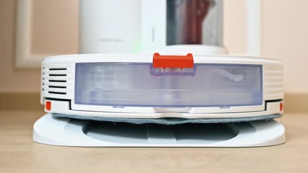 Robotic Vacuum Cleaner Dock Station — Stock Video