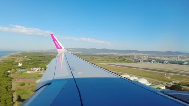 Barcelona España Junio 2021 Vista Del Ala Del Avión Aterrizaje — Vídeos de Stock